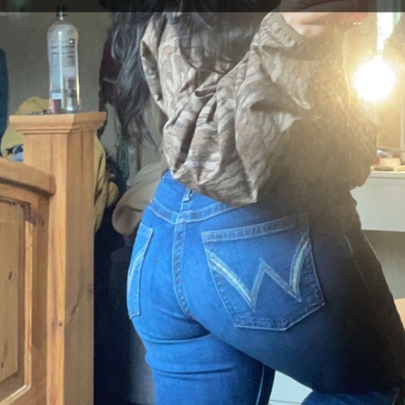 Wrangler ultimate riding jeans!!!! size 28x34 - Picture 1 of 5